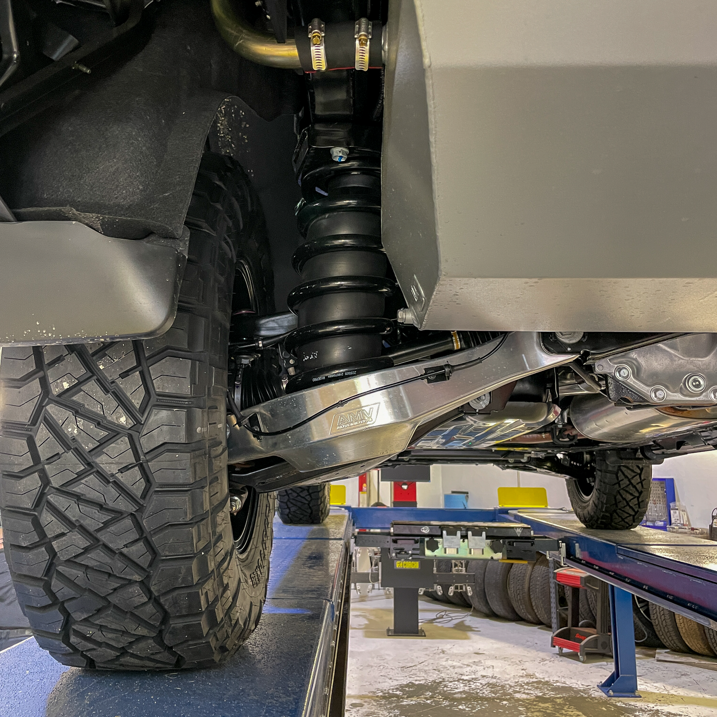 Aluminium billet lower rear control arms for Y62 Nissan Patrol, rated to 8 tonne, designed for the AMV 4100kg GVM upgrade.