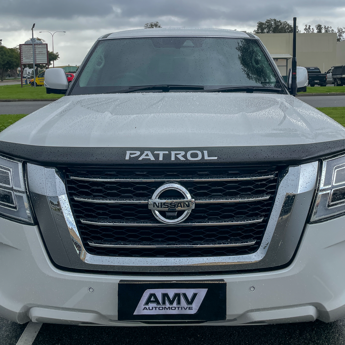 AMV Automotive UHF Bracket for mounting aerial to passenger wing mirror