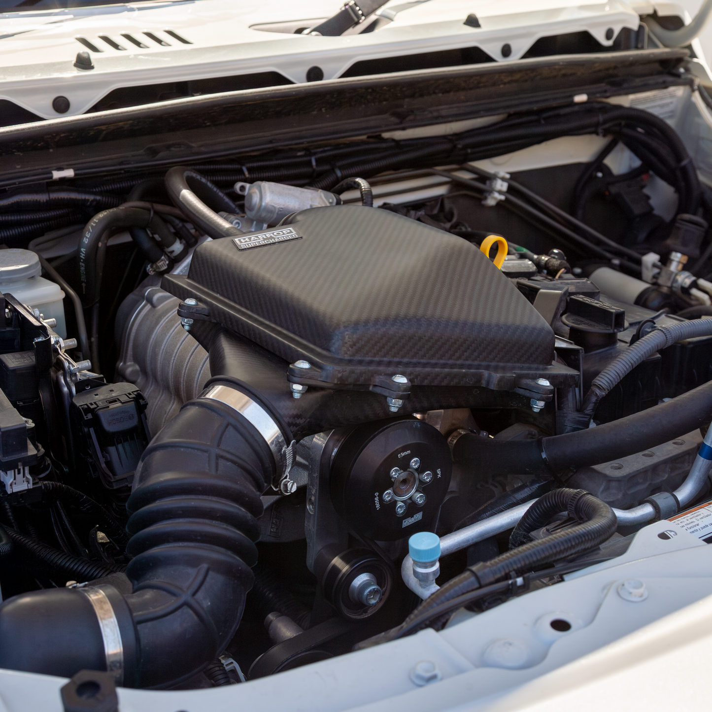 Harrop Engineering TVS900 Eaton supercharger fitted on Suzuki Jimny JB74 