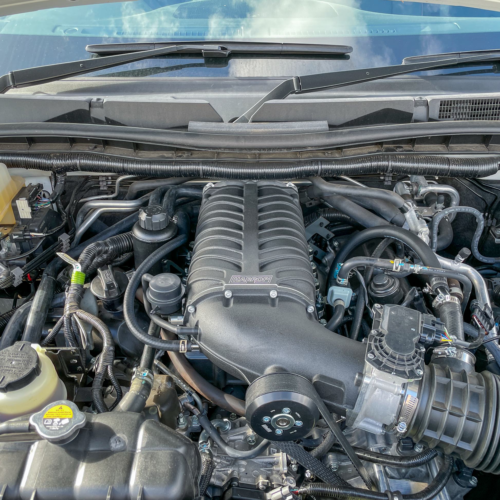 Harrop Engineering TVS2300 supercharger fitted on Nissan Patrol Y62