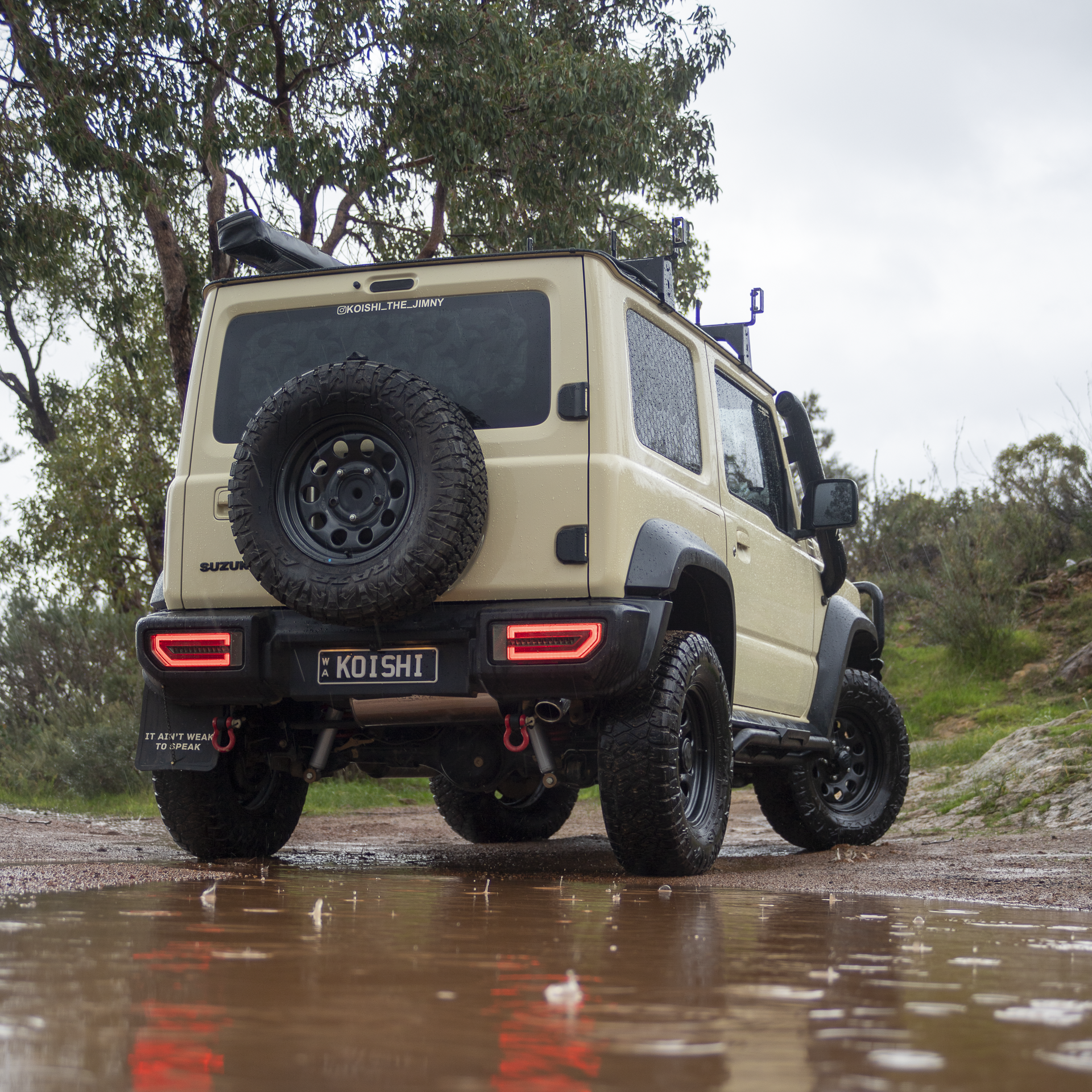 Koishi_The_Jimny JB74 Suzuki Jimny rear view of Manta Performance exhaust